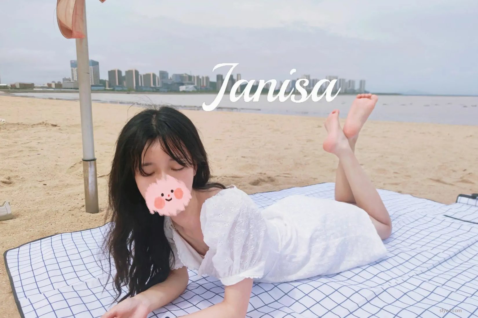 һ滨ѹ coserд ģ ߾ϸͼ (17P) Janisa P.1 